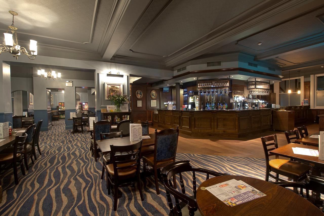 The Yarborough Hotel Wetherspoon Grimsby Buitenkant foto